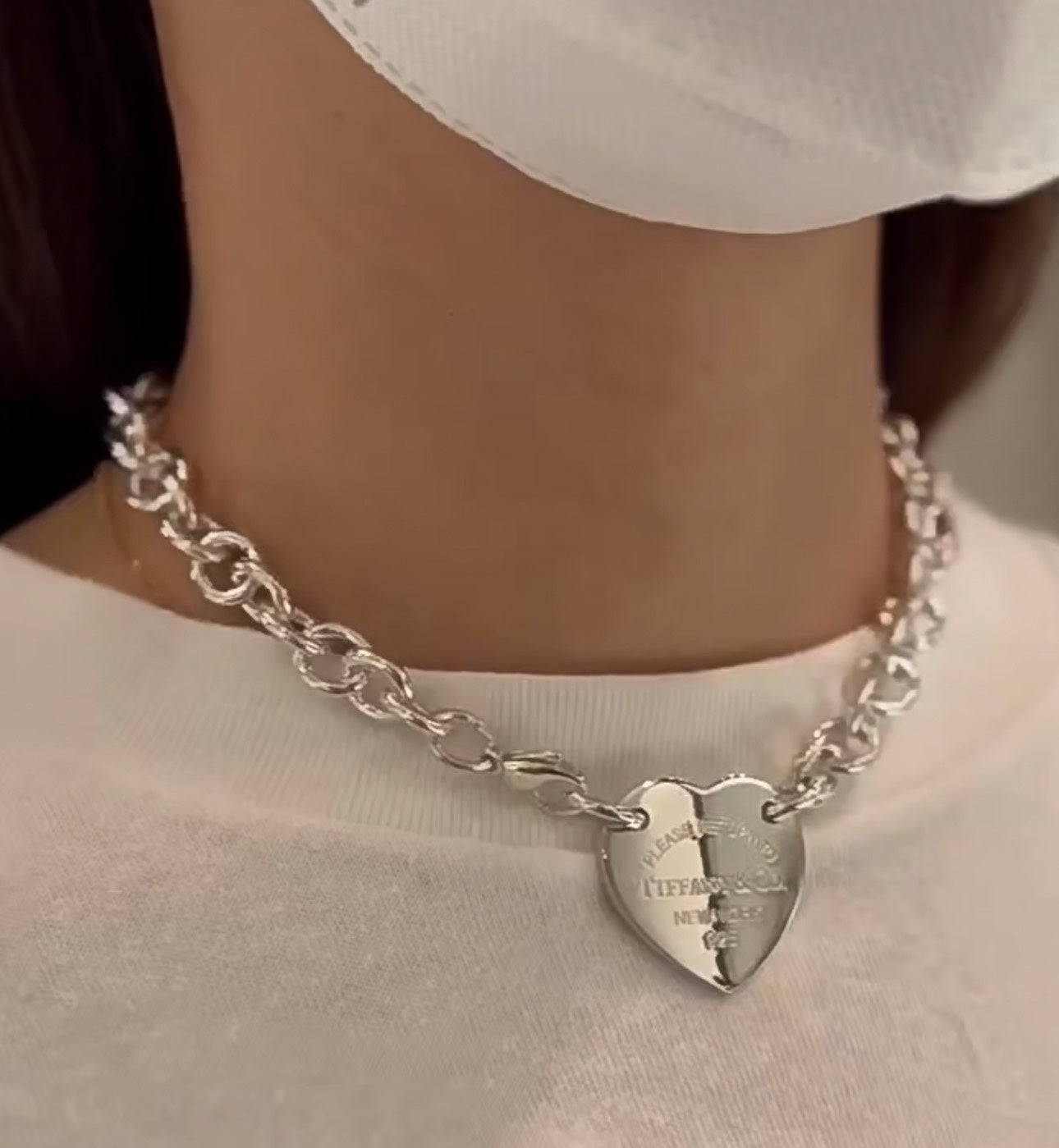 TiffanyNecklace Return to Tiffany Heart Tag Chain Link Necklace