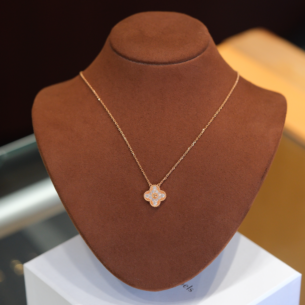 Van Cleef & Arpels Vintage Alhambra 18k Rose Gold Diamond Necklace VCARP2R300