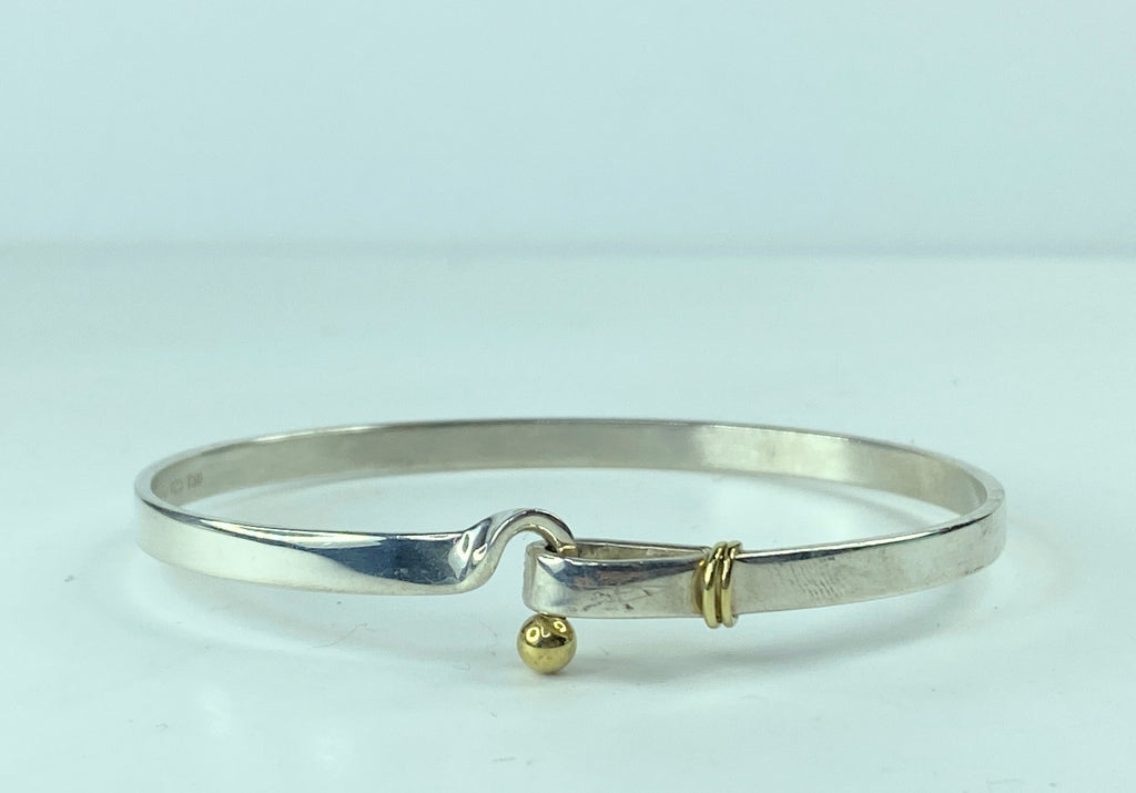 Tiffany & Co Sterling Silver  Hook Eye Tension Bangle Bracelet JR695