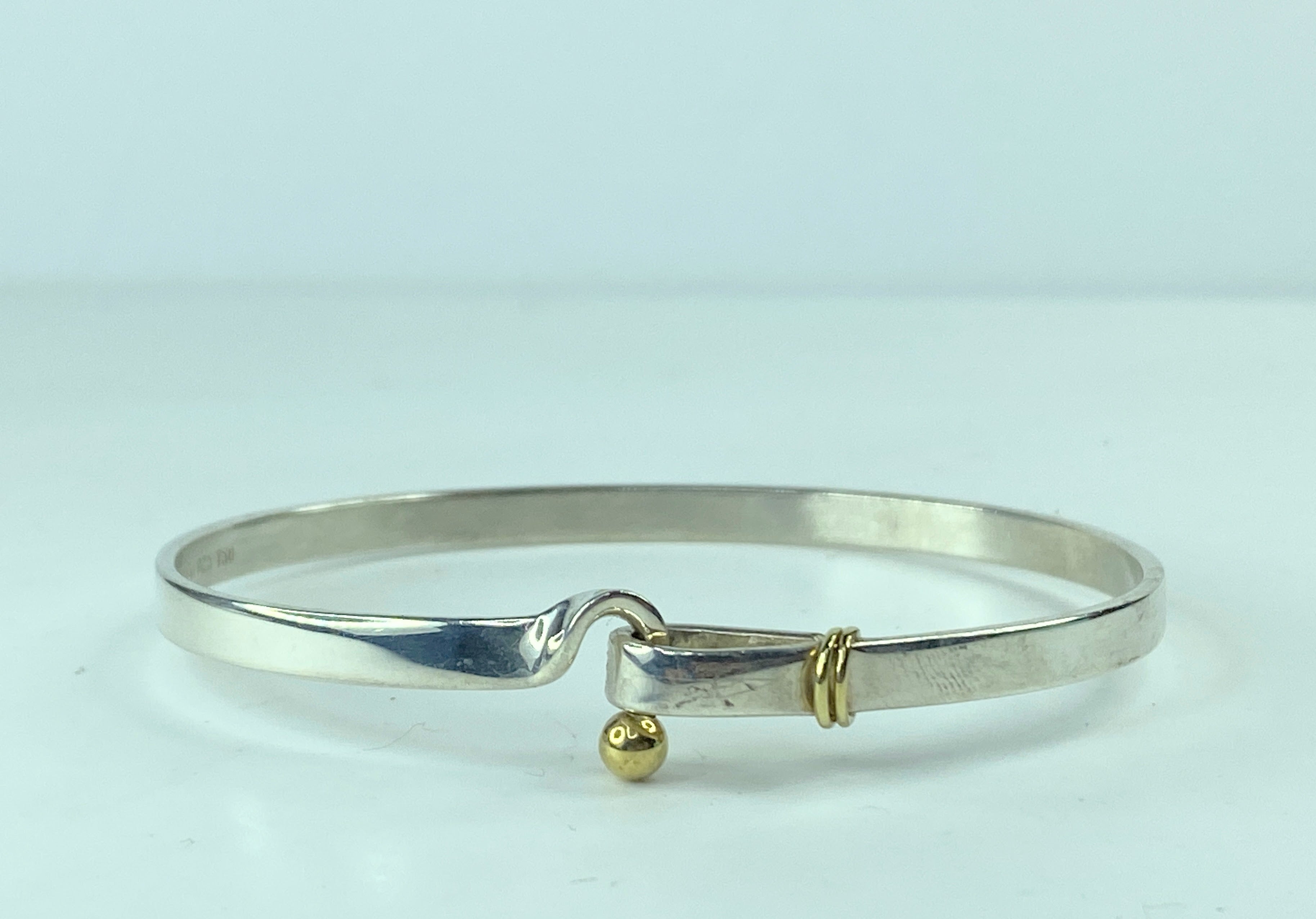 Tiffany & Co Sterling Silver  Hook Eye Tension Bangle Bracelet JR695