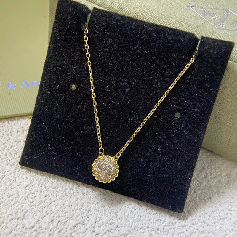 Van Cleef & Arpels   New Product Full Diamond Candy Necklace Jewelry