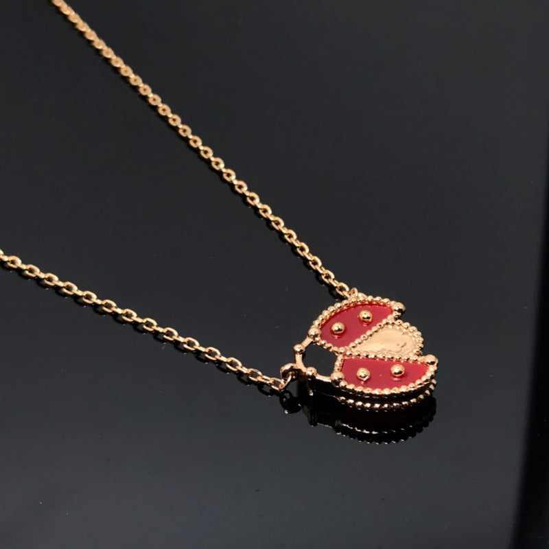 Van Cleef & Arpels  New open wings Ladybug necklace jewelry