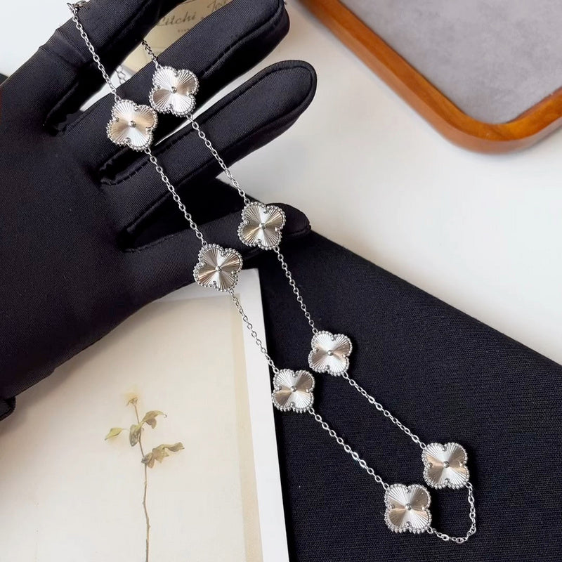 Van Cleef & Arpels   Women's new fashion necklace jewelry