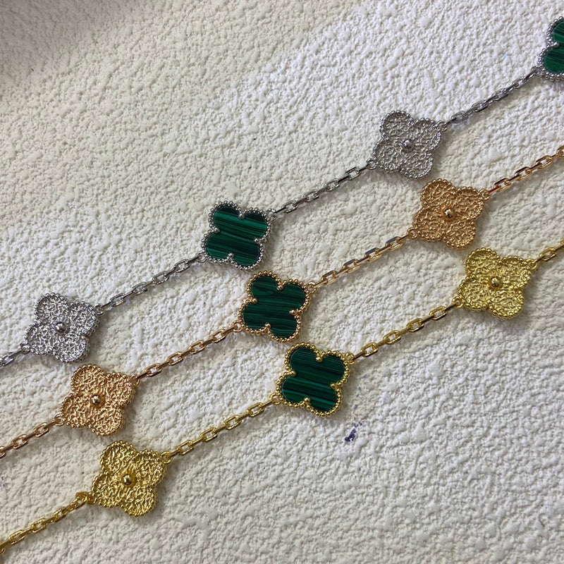 Van Cleef & Arpels bracelet  Women's gold hot malachite green bracelet jewelry
