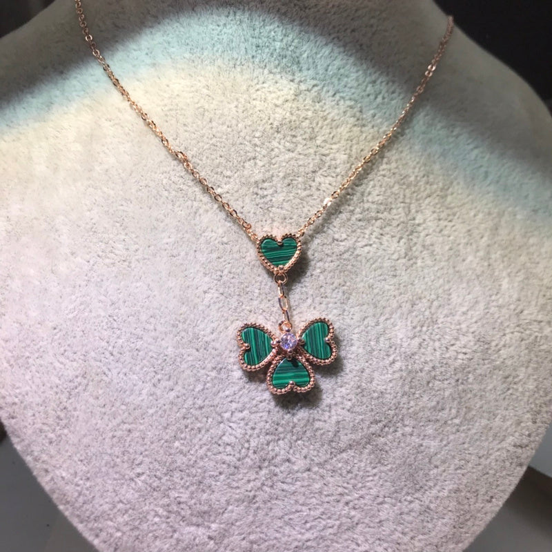 Van Cleef & Arpels   Women's four-heart necklace jewelry