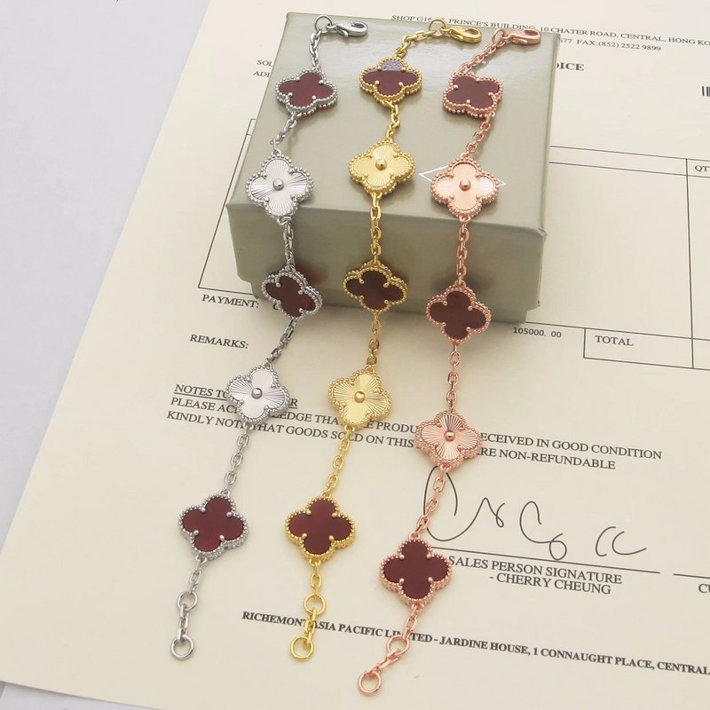 Van Cleef & Arpels Fashion new braceletabout 17cm+4cm extra   Jewelry