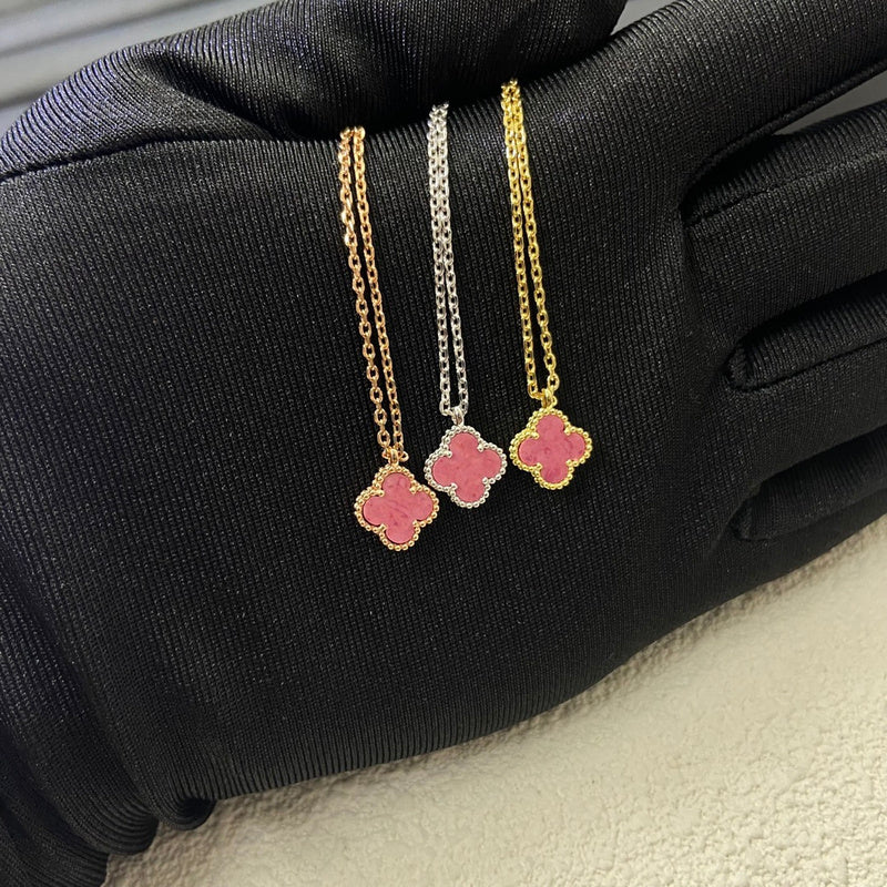 Van Cleef & Arpels  New mini Rose Pink four-leaf Clover necklace jewelry