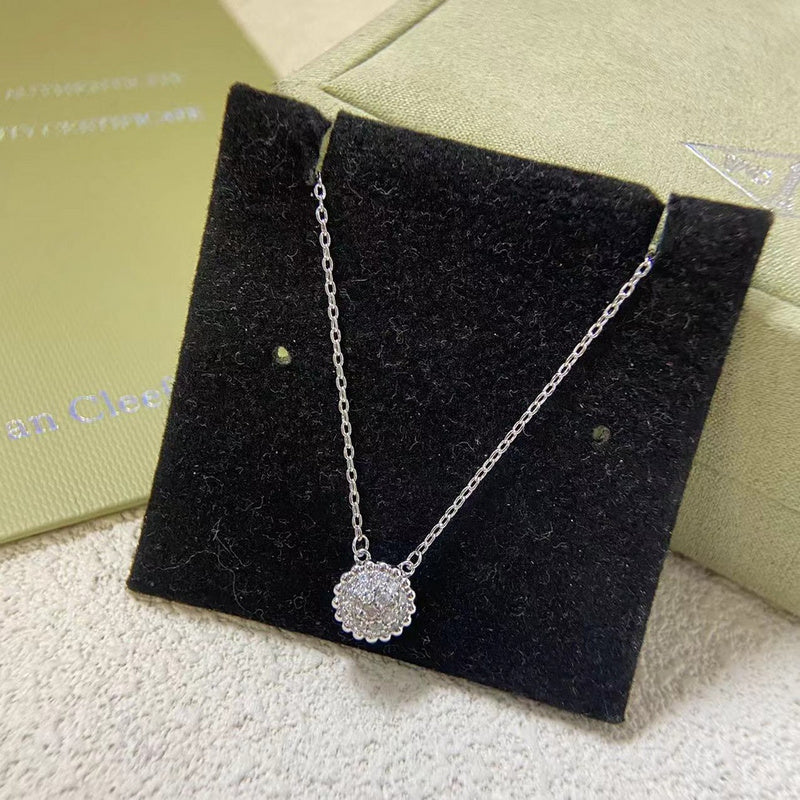 Van Cleef & Arpels   New Product Full Diamond Candy Necklace Jewelry