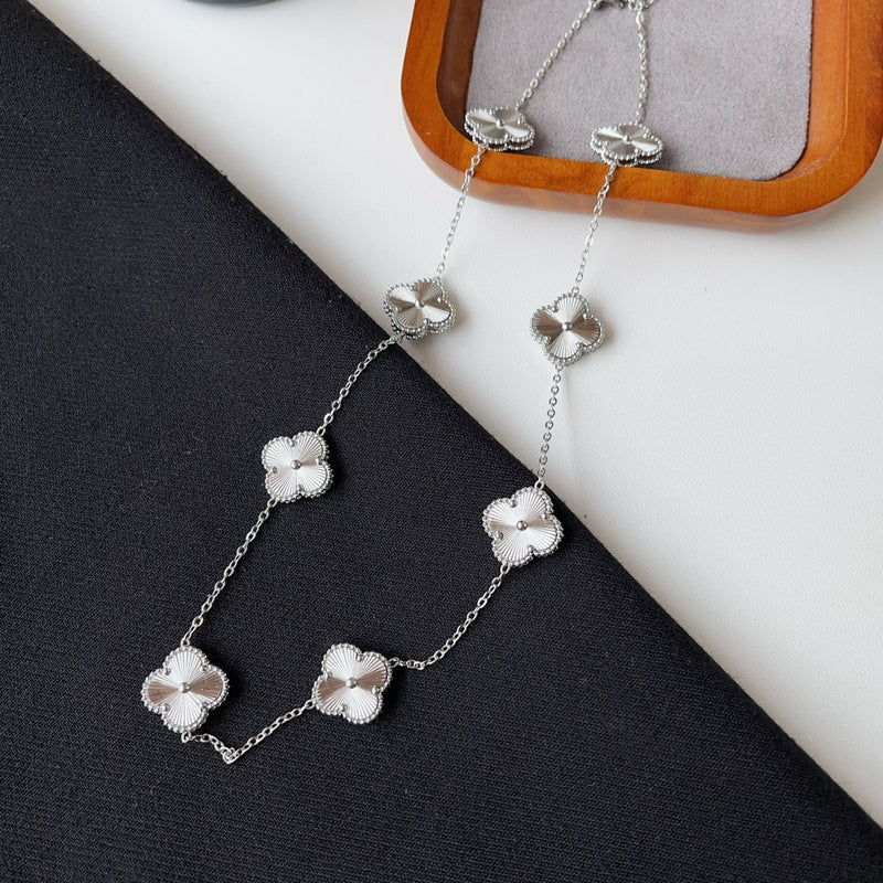 Van Cleef & Arpels   Women's new fashion necklace jewelry