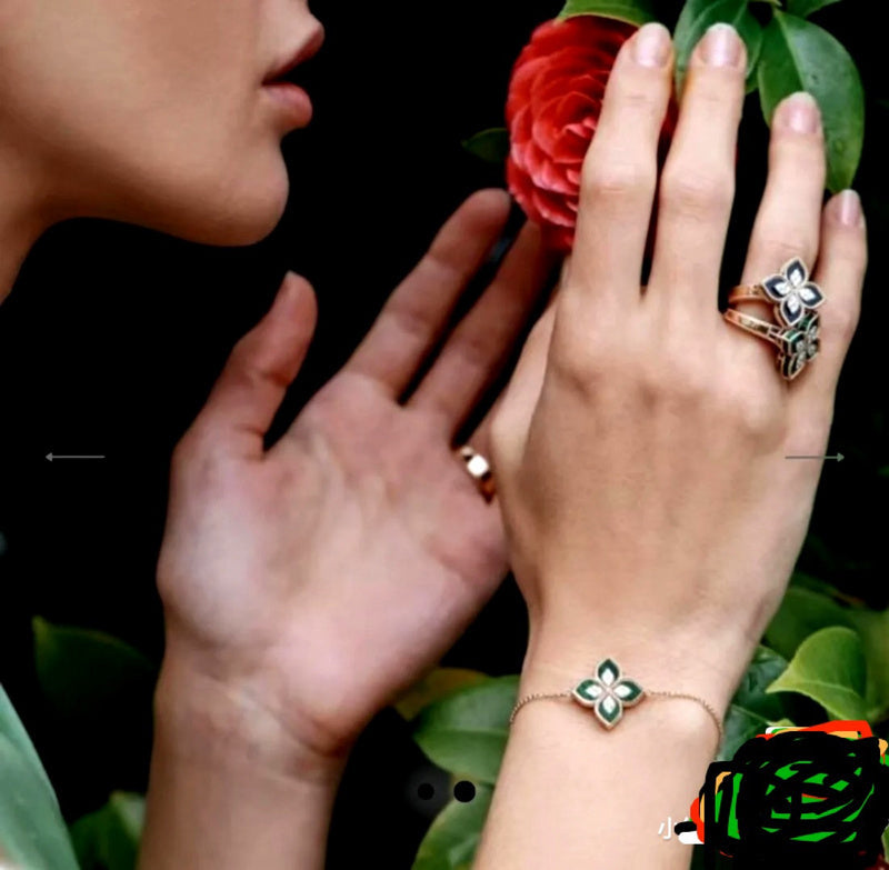 Van Cleef & Arpels Bracelet plating gold Jewelry
