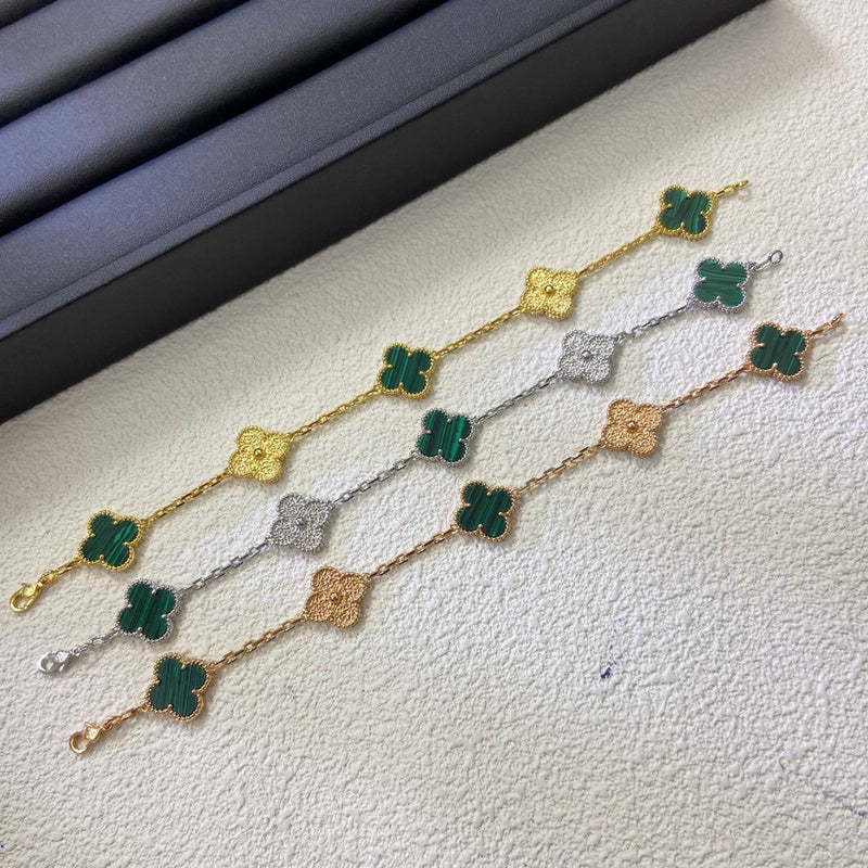 Van Cleef & Arpels bracelet  Women's gold hot malachite green bracelet jewelry