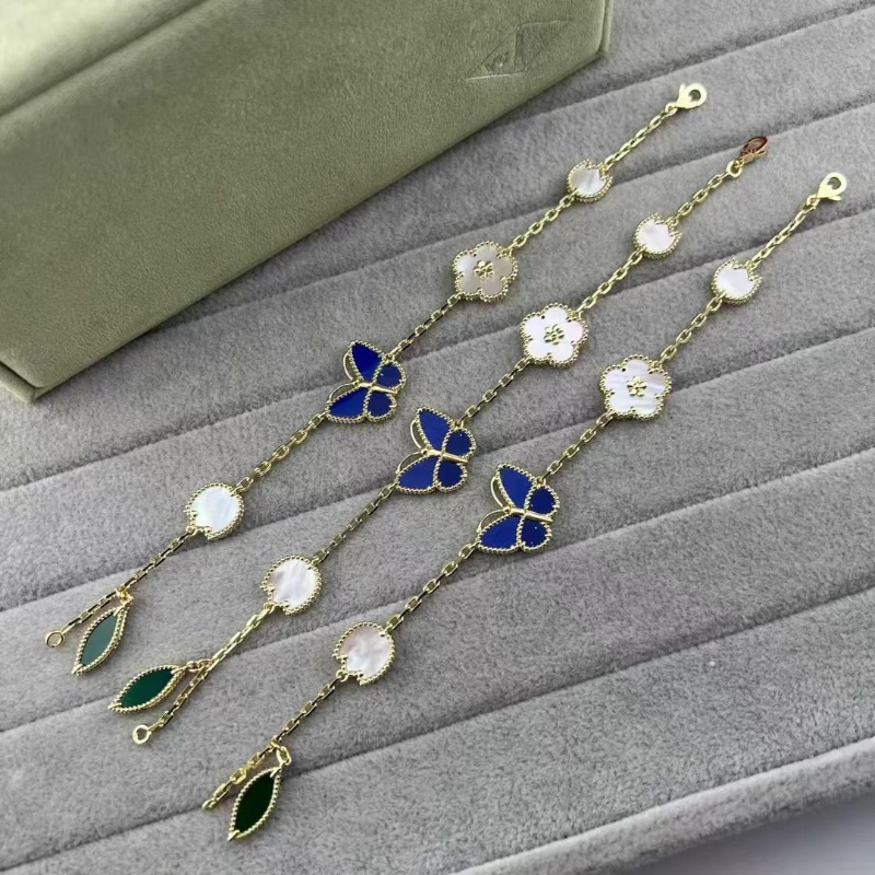 Van Cleef & Arpels Butterfly bracelet, high-end flower and green leaf necklace jewelry ring